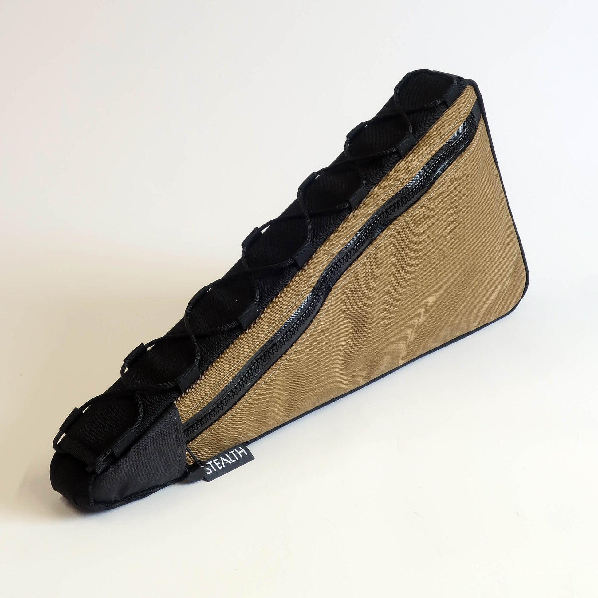 Coyote 1000D Cordura Frame bag with lace up attachement